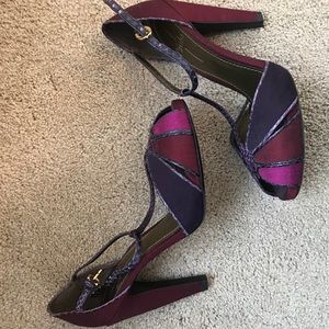 Línea Paolo | Rare T-Strap Heels